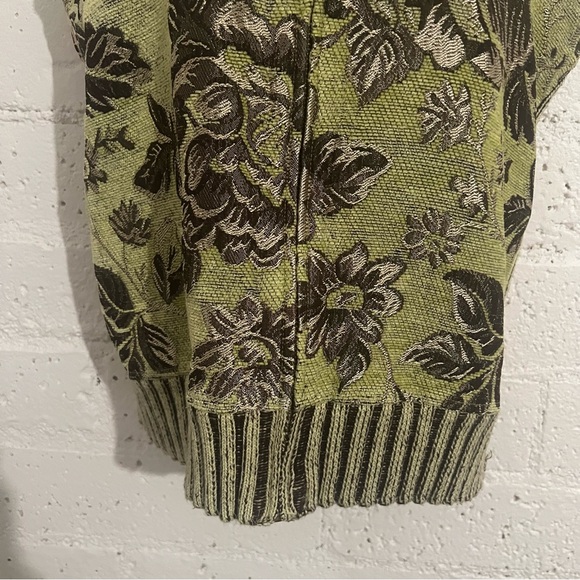 Christopher & Banks Womens Full Zip Sweater M Green Sleeveless Floral Tapestry O - Picture 3 of 5
